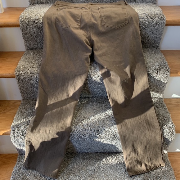 GV Rail Straight All Around Slimming Straight Leg Light Brown Jeans - Picture 3 of 7